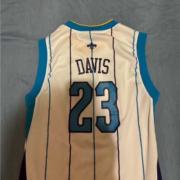NBA New Orleans pelicans, Anthony Davis, rookie jersey size boys medium - Picture 3 of 5